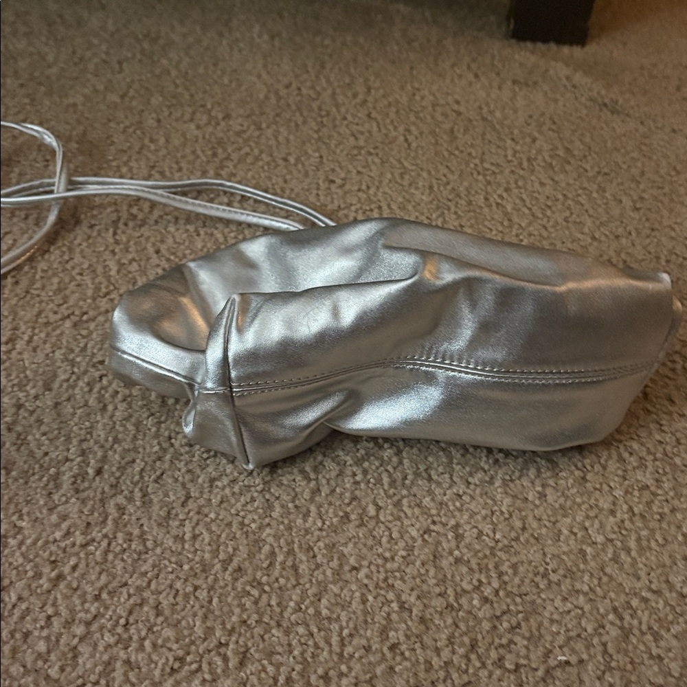 Silver Women evening clutch - Picture 3 of 3